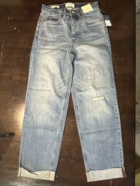 Universal Thread Highest Straight Ankle Jeans, Sz 4, NWT